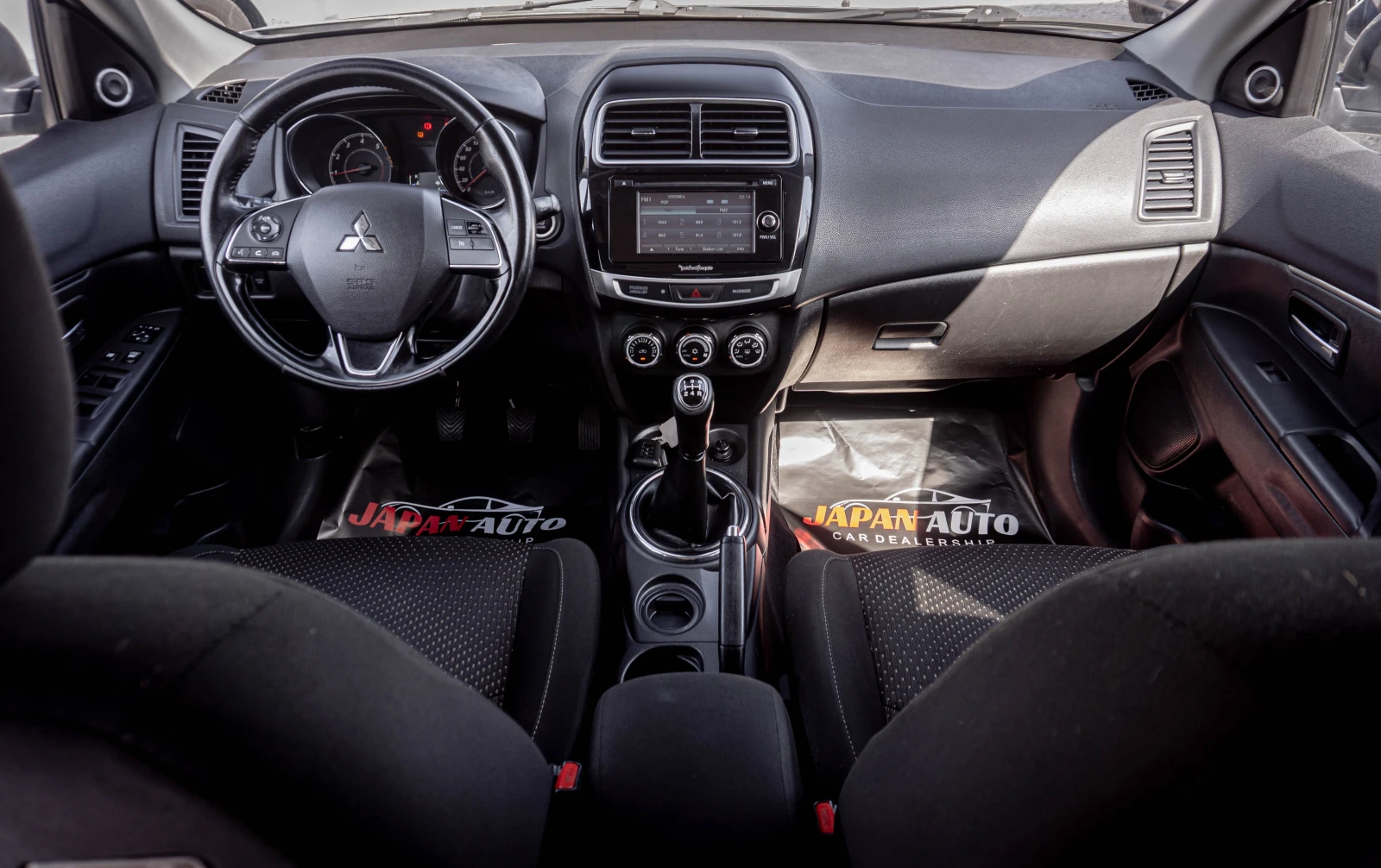 Mitsubishi ASX 1.6 бензин! ТОП! ПАНО! Rockford! Keyless! ГАРАНЦИЯ, снимка 8 - Автомобили и джипове - 55643913