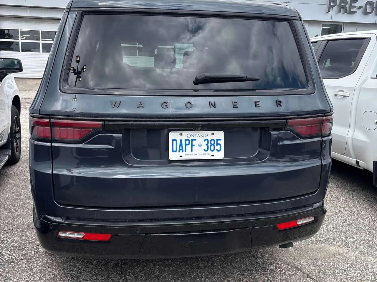 Jeep Grand Wagoneer  Series II Carbide / CARFAX / ДИСТРОНИК , снимка 4 - Автомобили и джипове - 56310745