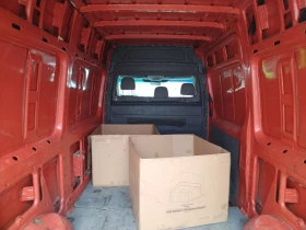 Обява за продажба на VW Crafter 2.5, 163к.с, 6 скорости, темпомат, климатик  ~7 900 лв. - изображение 9 | Auto.bg Обява за продажба на VW Crafter 2.5, 163к.с, 6 скорости, темпомат, климатик  ~7 900 лв. - изображение 9