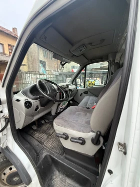 Renault Master, снимка 12 - Бусове и автобуси - 53608622