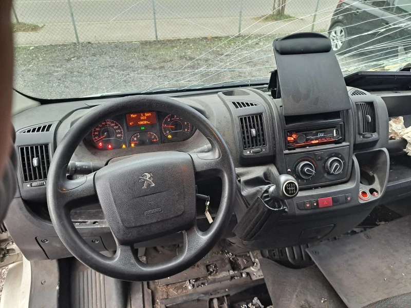 Peugeot Boxer 2.2hgi 130к.с., снимка 10 - Бусове и автобуси - 43582785