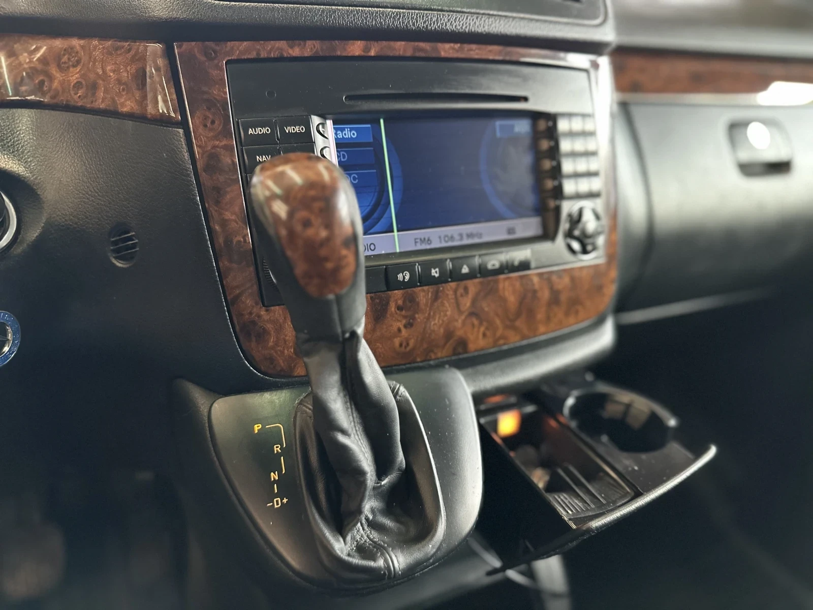 Mercedes-Benz Viano CDI* TV* Лизинг* Подгрев, снимка 12 - Бусове и автобуси - 54082602