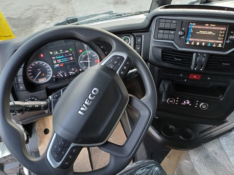 Iveco S-Way, снимка 11 - Камиони - 43381852