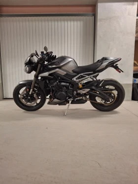     Triumph Street Triple 765 RS