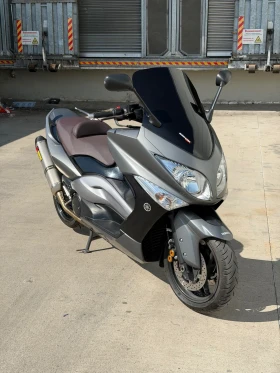 Yamaha T-max 