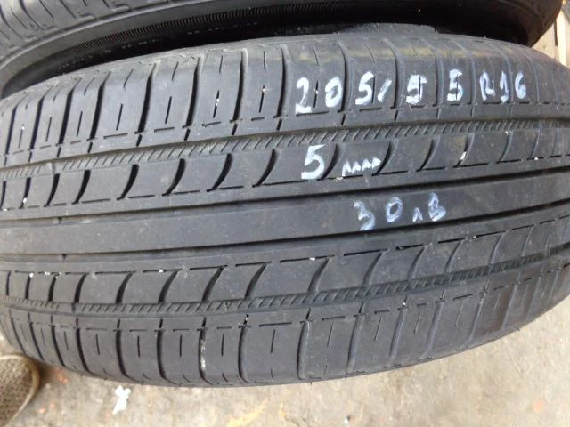 Гуми Летни 205/55R16, снимка 4 - Гуми и джанти - 18679022