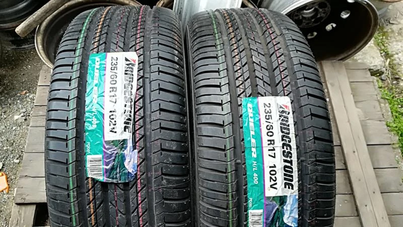 Гуми Летни 235/60R17, снимка 1 - Гуми и джанти - 25465489