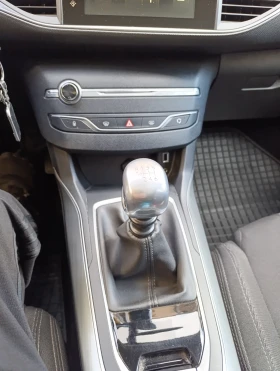 Peugeot 308, снимка 10