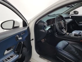Mercedes-Benz A 220 W177 2.0L, снимка 9