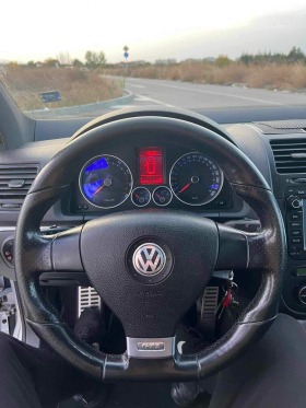 VW Golf, снимка 3 - Автомобили и джипове - 45024040