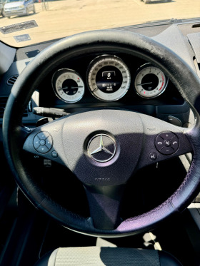 Mercedes-Benz C 220, снимка 13