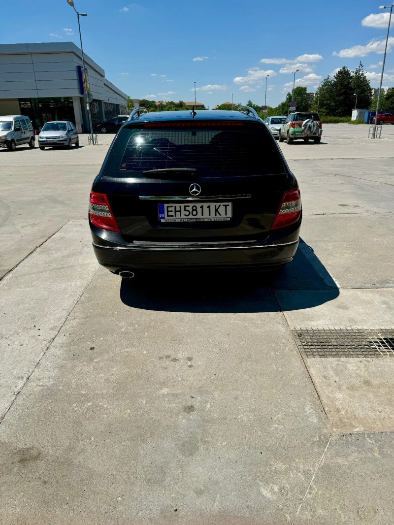 Mercedes-Benz C 220, снимка 5 - Автомобили и джипове - 46264581