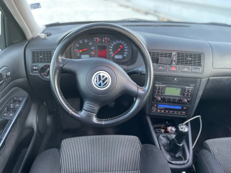 VW Golf 2.0, снимка 14 - Автомобили и джипове - 47732749