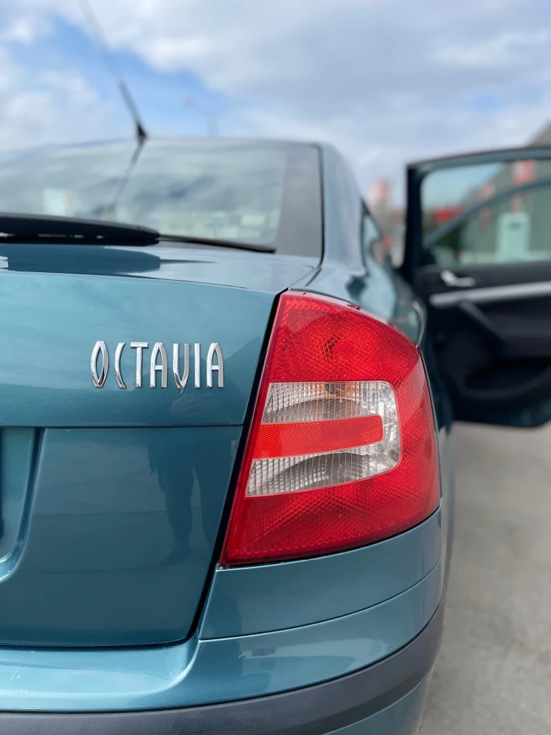 Skoda Octavia 1.6, снимка 6 - Автомобили и джипове - 49299519