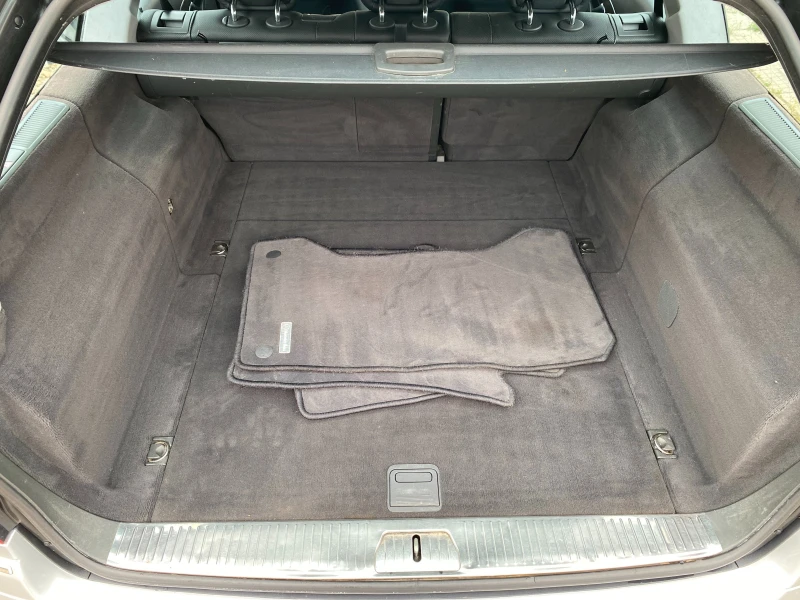 Mercedes-Benz E 500 4 matic , снимка 16 - Автомобили и джипове - 50337653