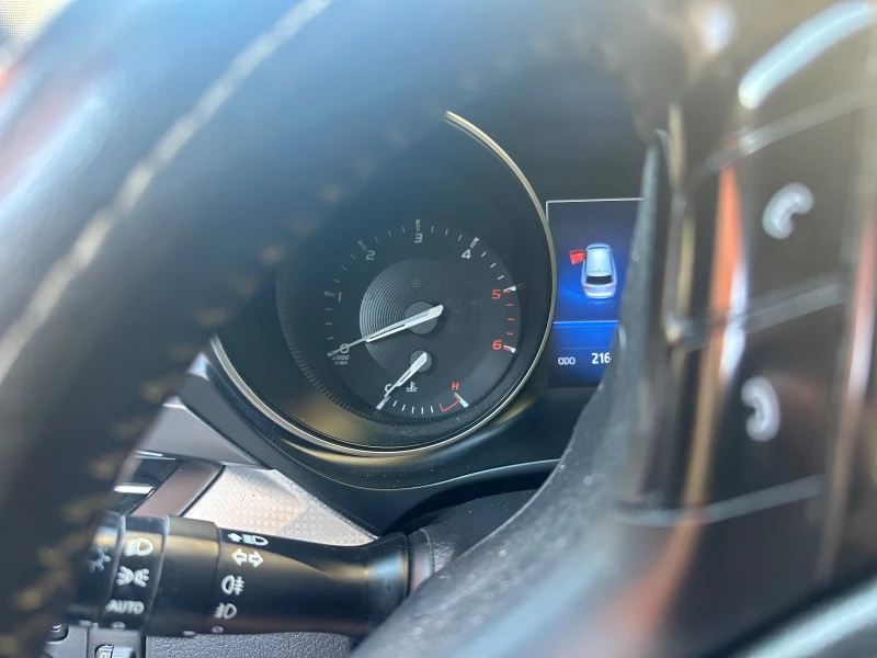 Toyota Avensis, снимка 13 - Автомобили и джипове - 52350916