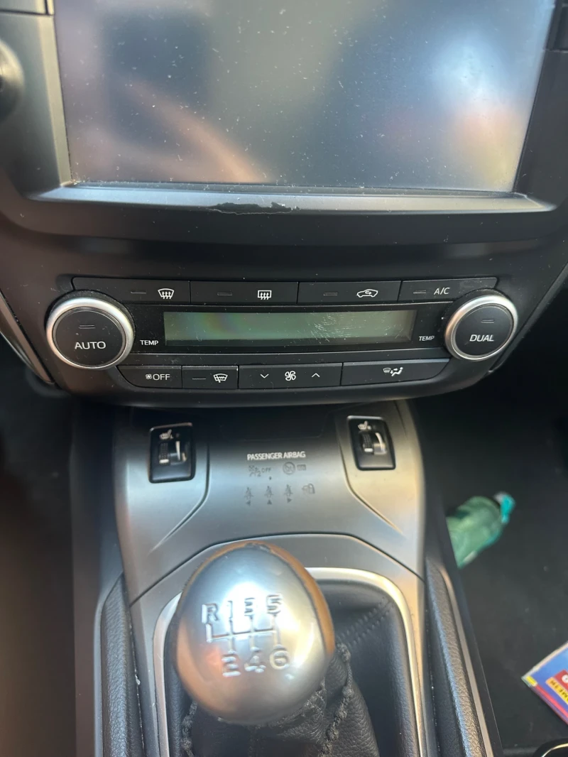 Toyota Avensis, снимка 10 - Автомобили и джипове - 52350916