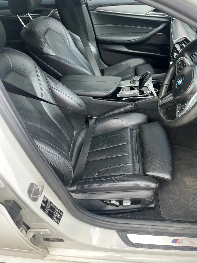 BMW 530 G30 265hp x-drive M-pack НА ЧАСТИ, снимка 10 - Автомобили и джипове - 51706942