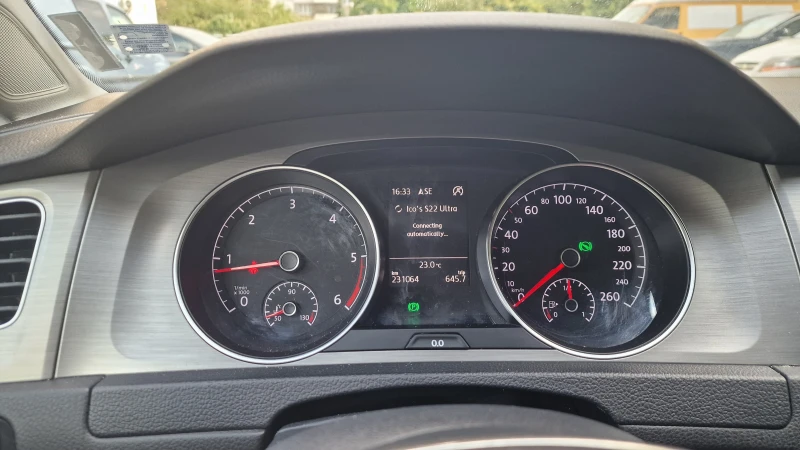 VW Golf, снимка 13 - Автомобили и джипове - 51711312