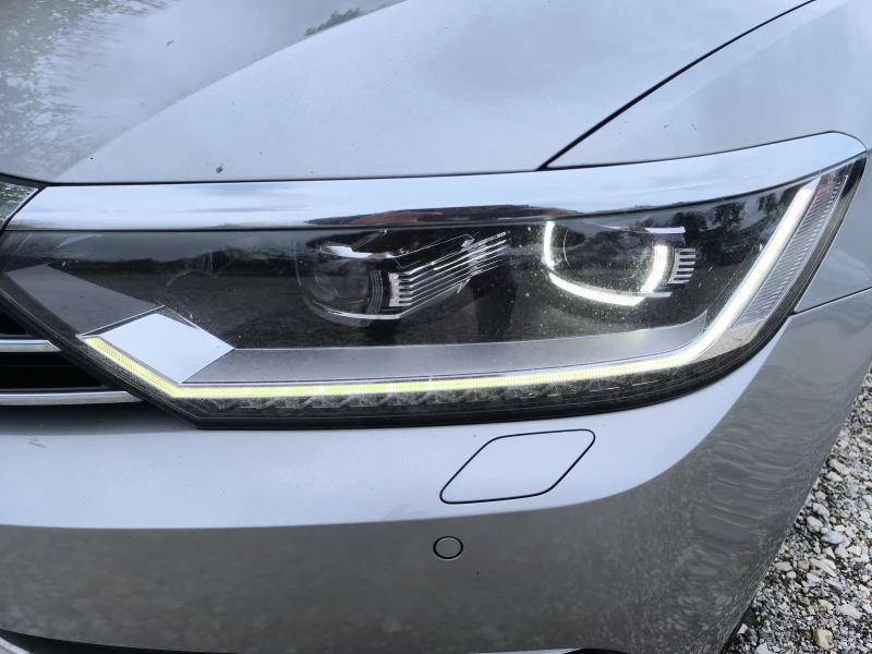 VW Passat  Digital Distronik Keylles Камера360 Панорама, снимка 16 - Автомобили и джипове - 52568020