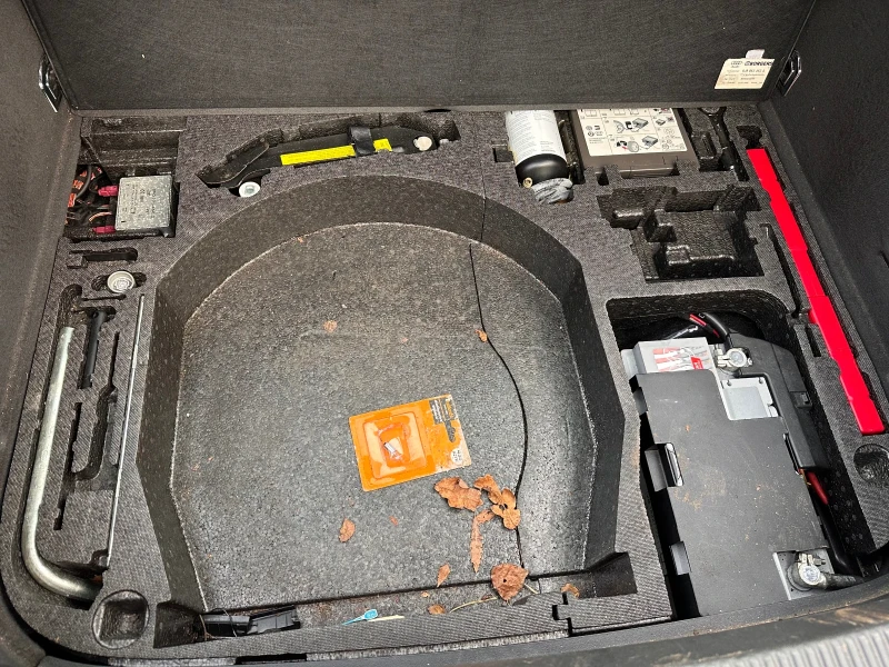 Audi Tt 3.2dsg, снимка 10 - Автомобили и джипове - 52311460