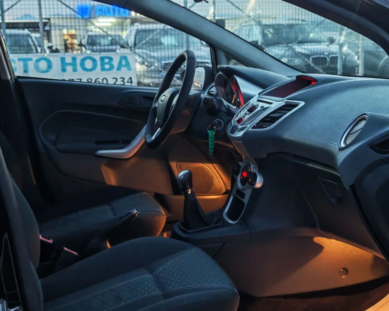Ford Fiesta 1.4 БЕНЗИН 97 К.С. ГАЗ! УНИКАЛНО СЪСТОЯНИЕ , снимка 10 - Автомобили и джипове - 52632635