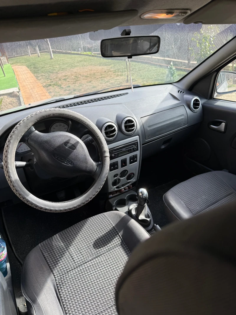 Dacia Logan 1.6 16v, снимка 8 - Автомобили и джипове - 52946782