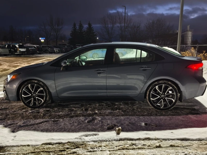 Toyota Corolla * XSE CVT * CARFAX * ЦЕНА ДО БГ, снимка 2 - Автомобили и джипове - 53462601