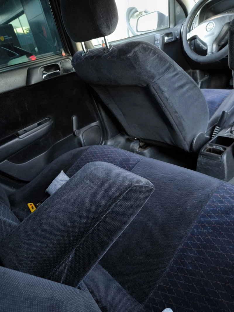 Opel Astra 1.6 benzin, снимка 13 - Автомобили и джипове - 53526092