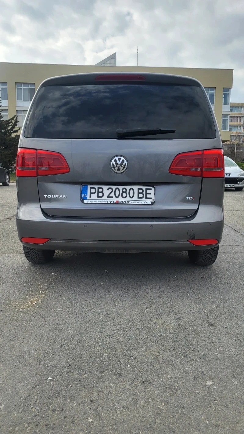 VW Touran TDI DSG7, снимка 4 - Автомобили и джипове - 54943339