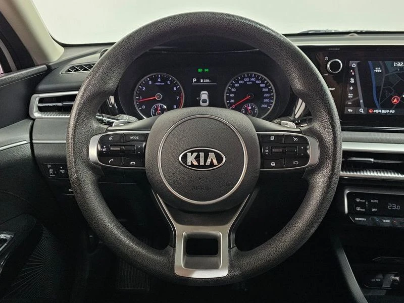 Kia K5 2.0 Automatic, снимка 8 - Автомобили и джипове - 55585896