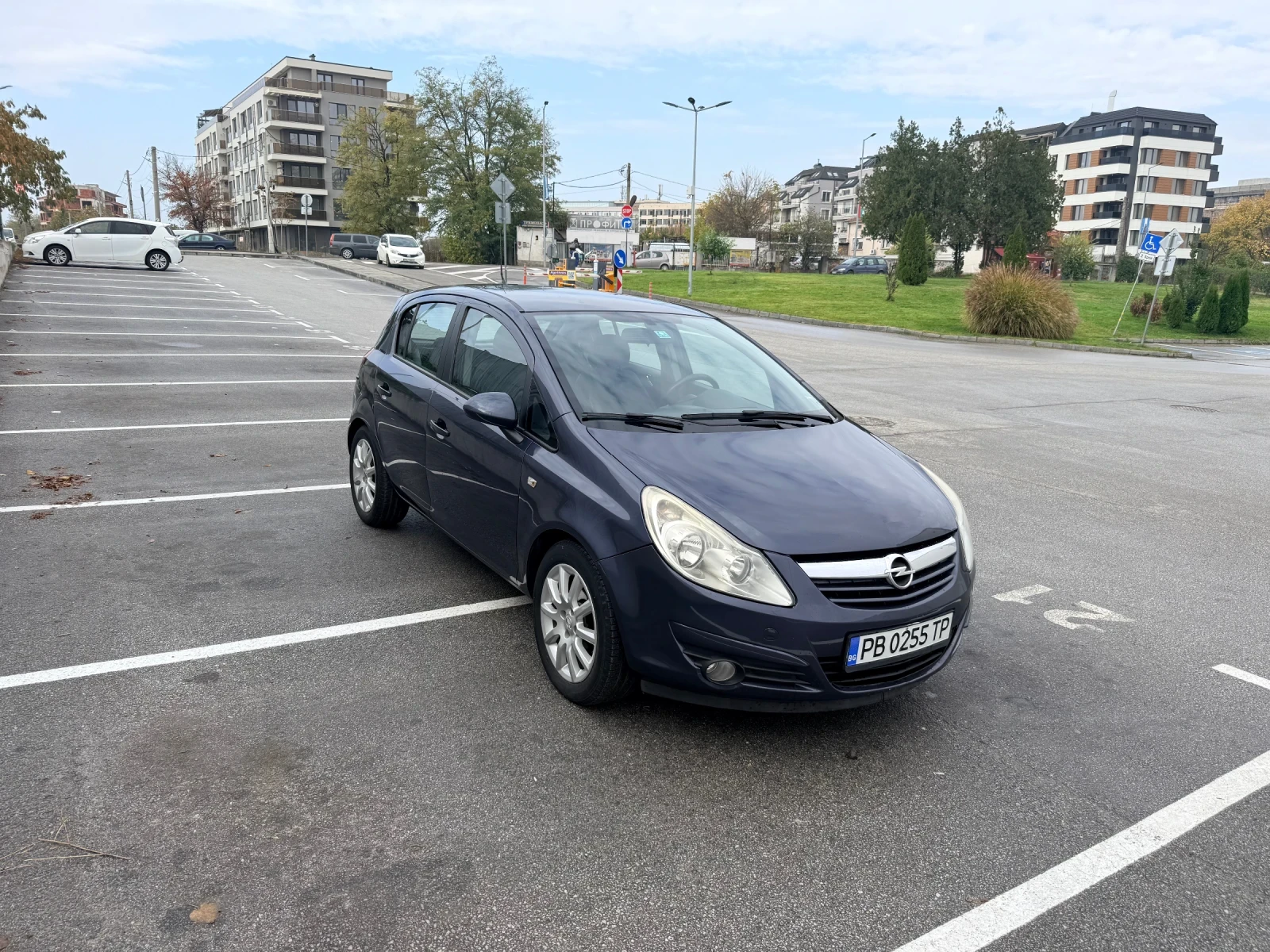 Opel Corsa 1.4 LPG, снимка 1