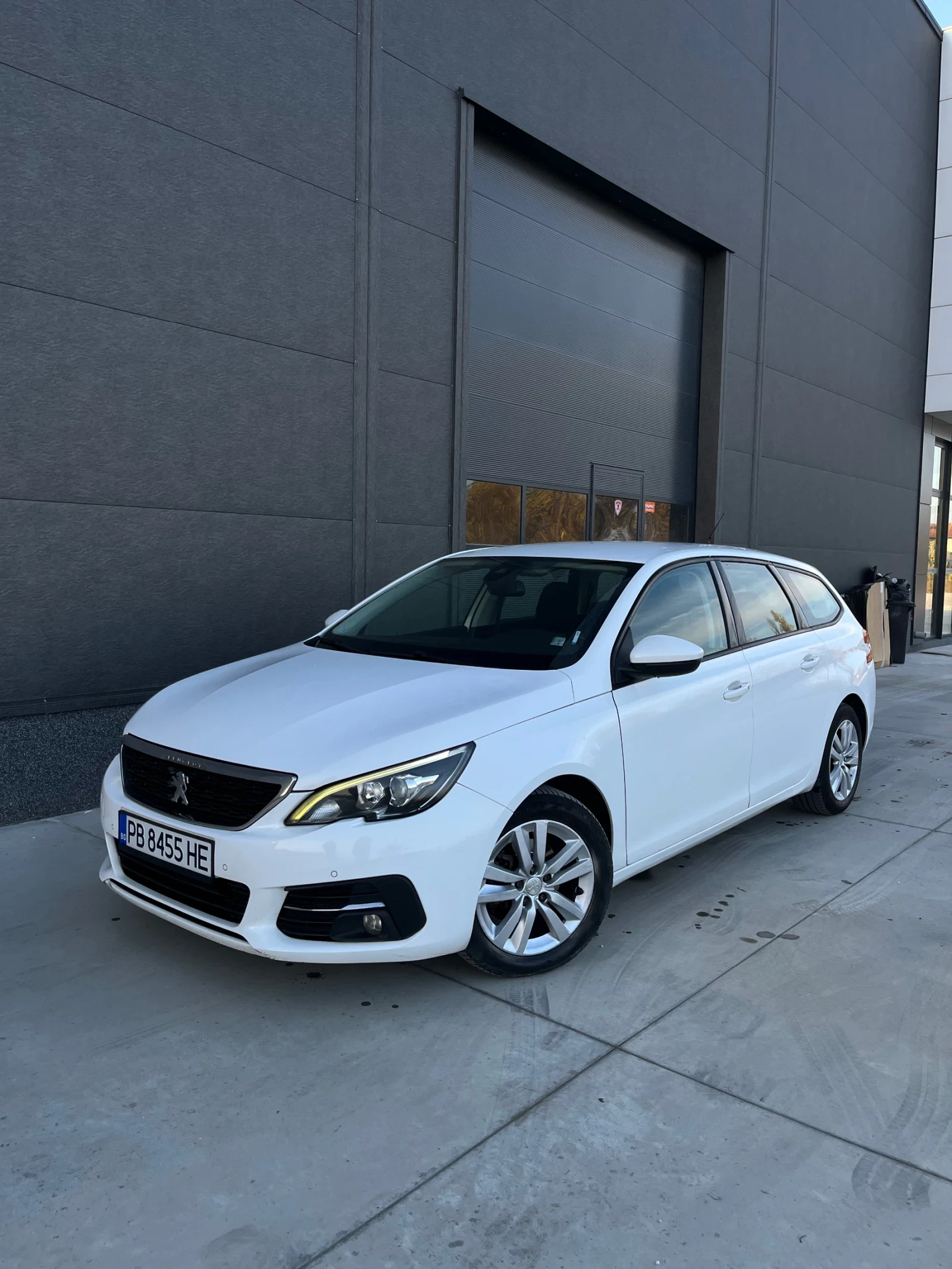 Peugeot 308 1.6 HDI FACELIFT, снимка 1