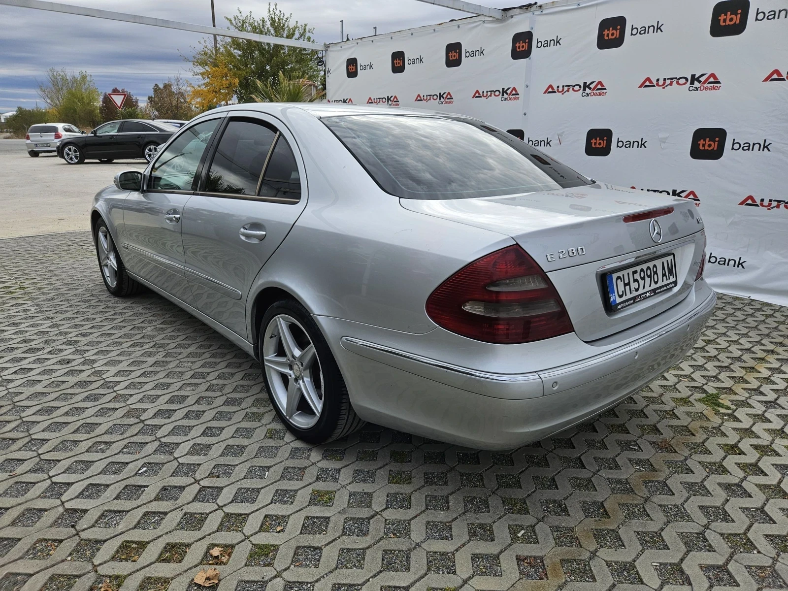 Mercedes-Benz E 280 3.2CDI-177кс= АВТОМАТ= АВТОПИЛОТ= СЕДАН - изображение 5