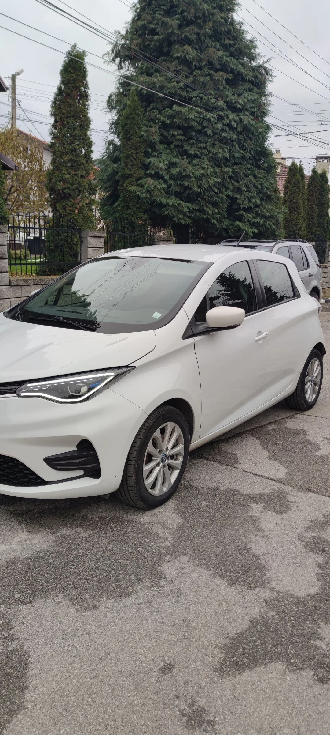 Renault Zoe El 52kwh - изображение 4