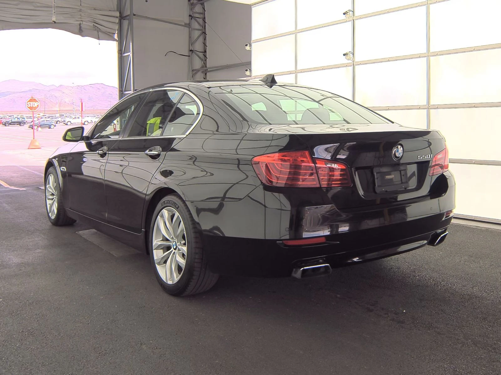 BMW 550 HARMAN* KEYLESS* PODGREV* PANO* HID*  - изображение 6