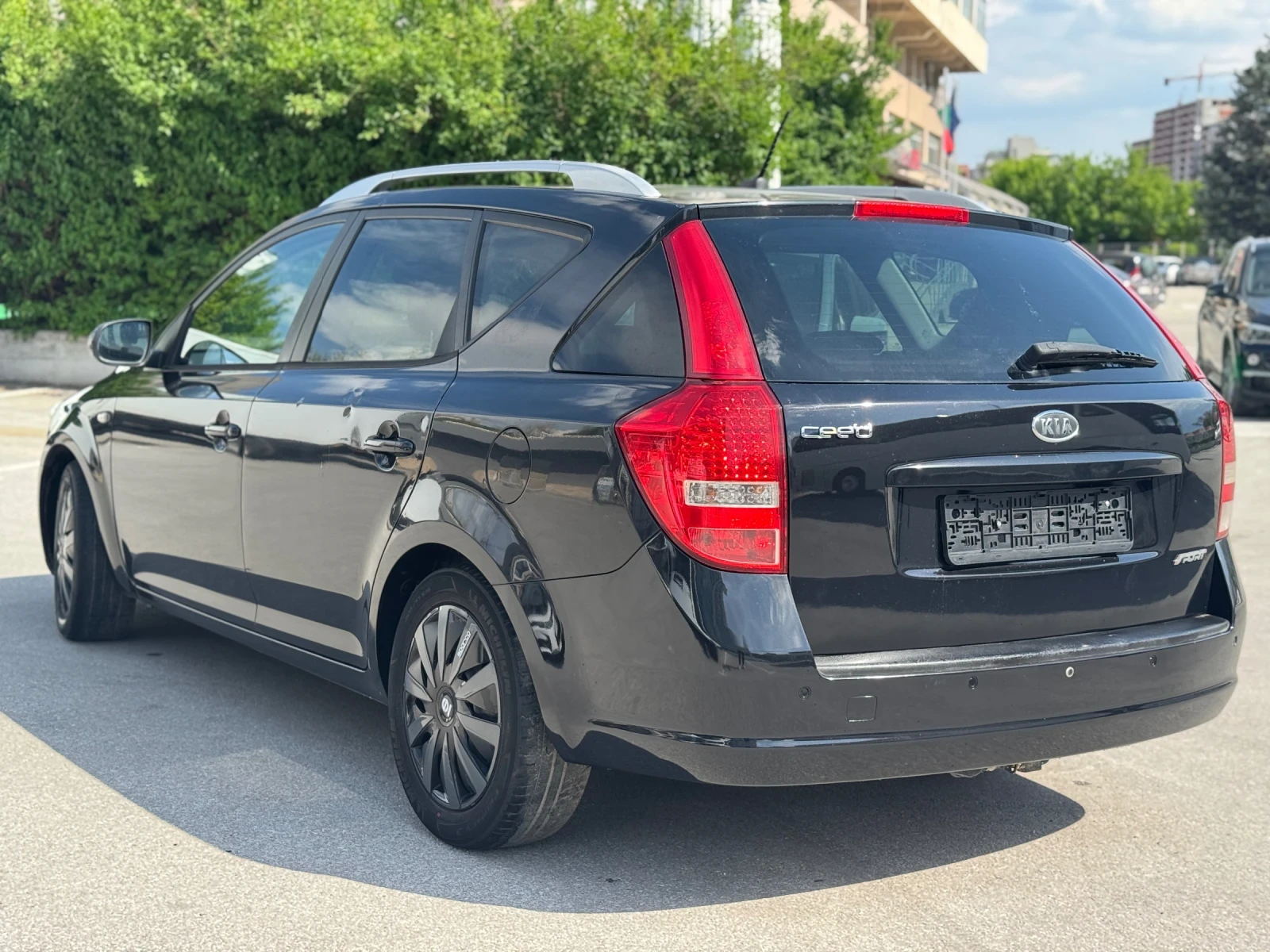 Kia Ceed 1.4 LPG Сервизна История - изображение 5