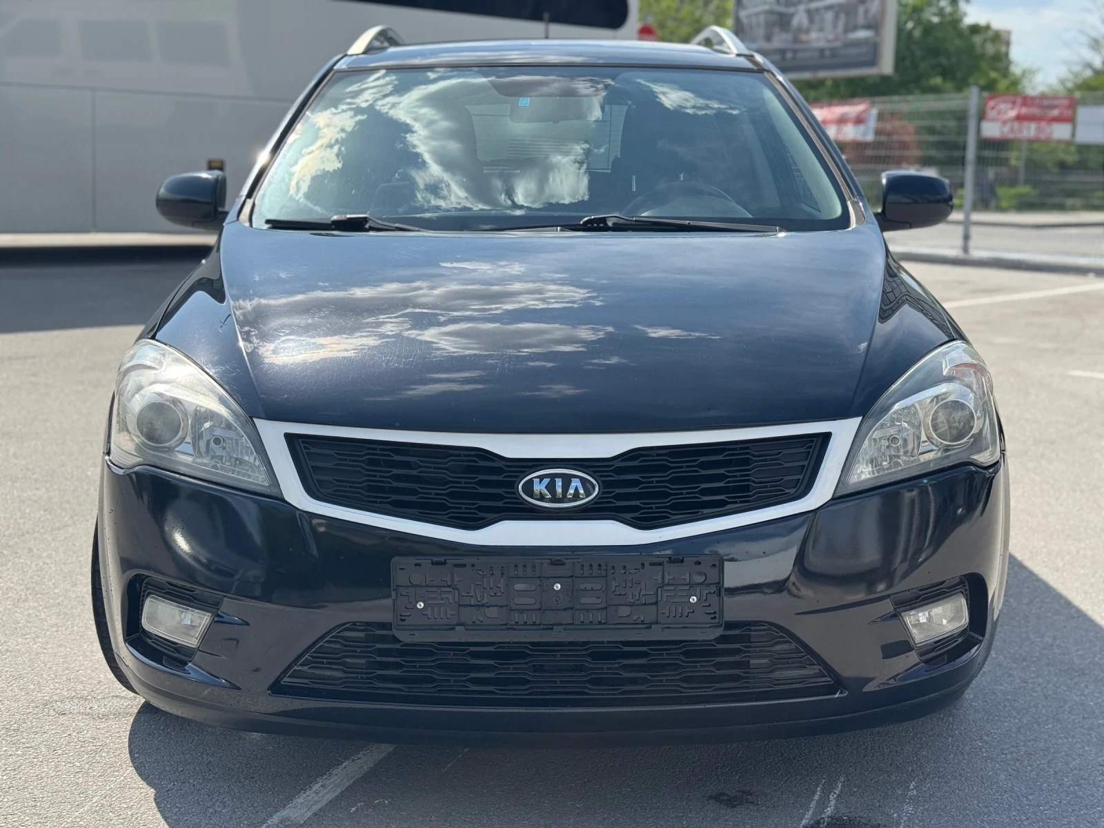 Kia Ceed 1.4 LPG Сервизна История - изображение 2