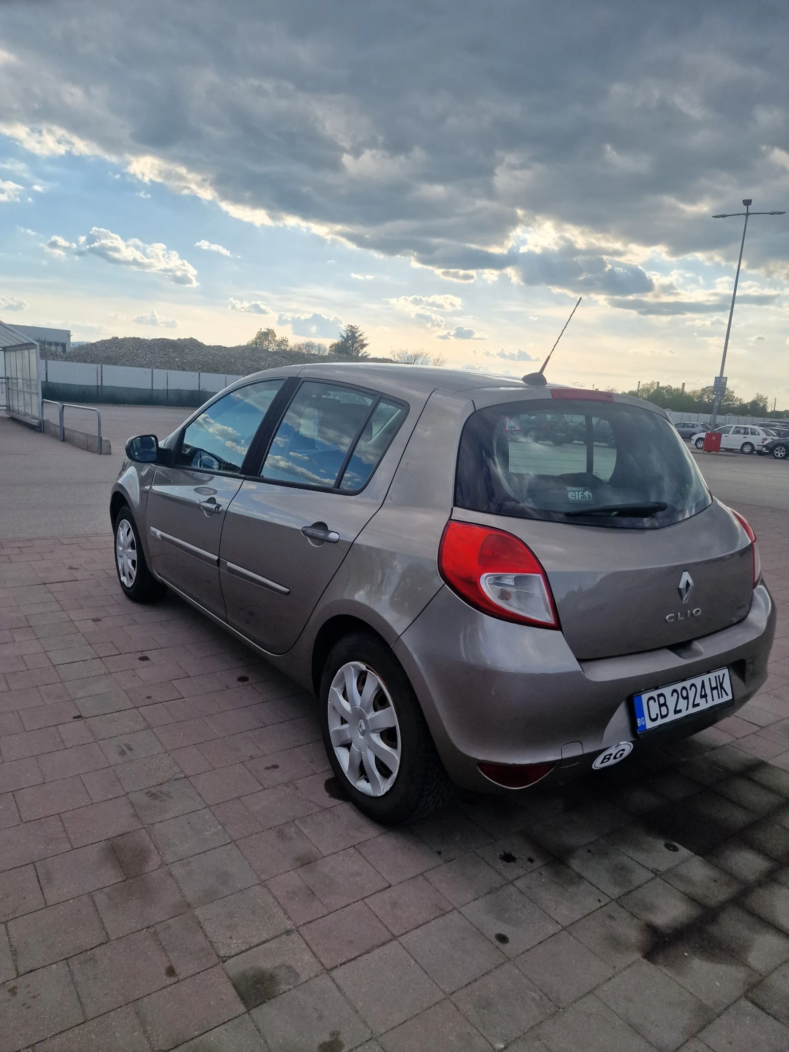 Renault Clio 1.2I LPG - изображение 8