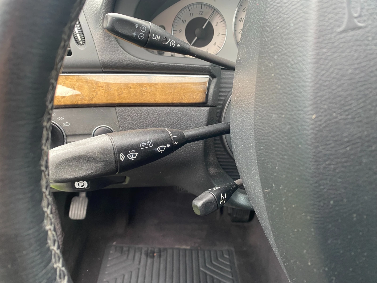 Mercedes-Benz E 500 4 matic  | Mobile.bg   15