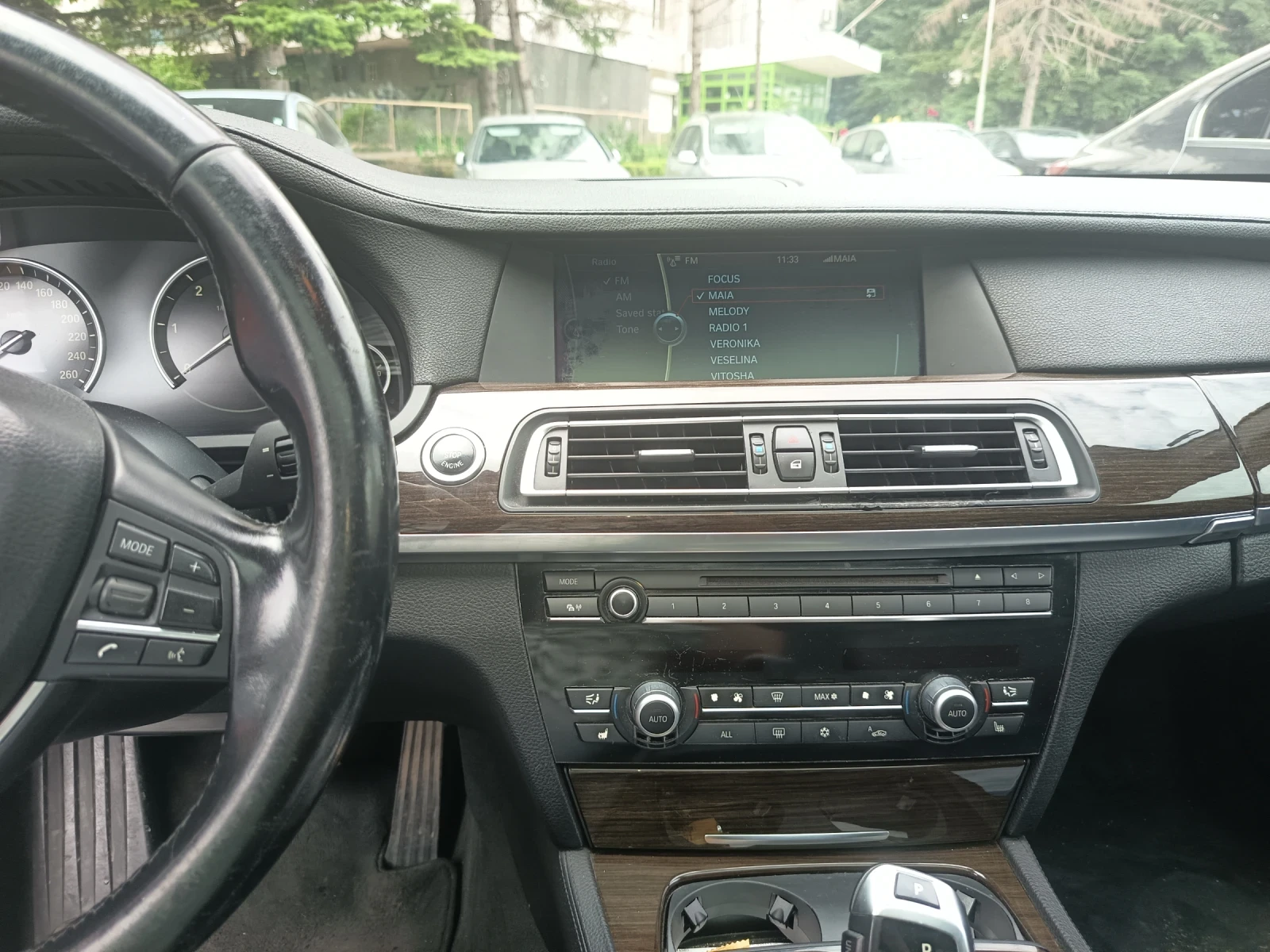 BMW 740  - изображение 4
