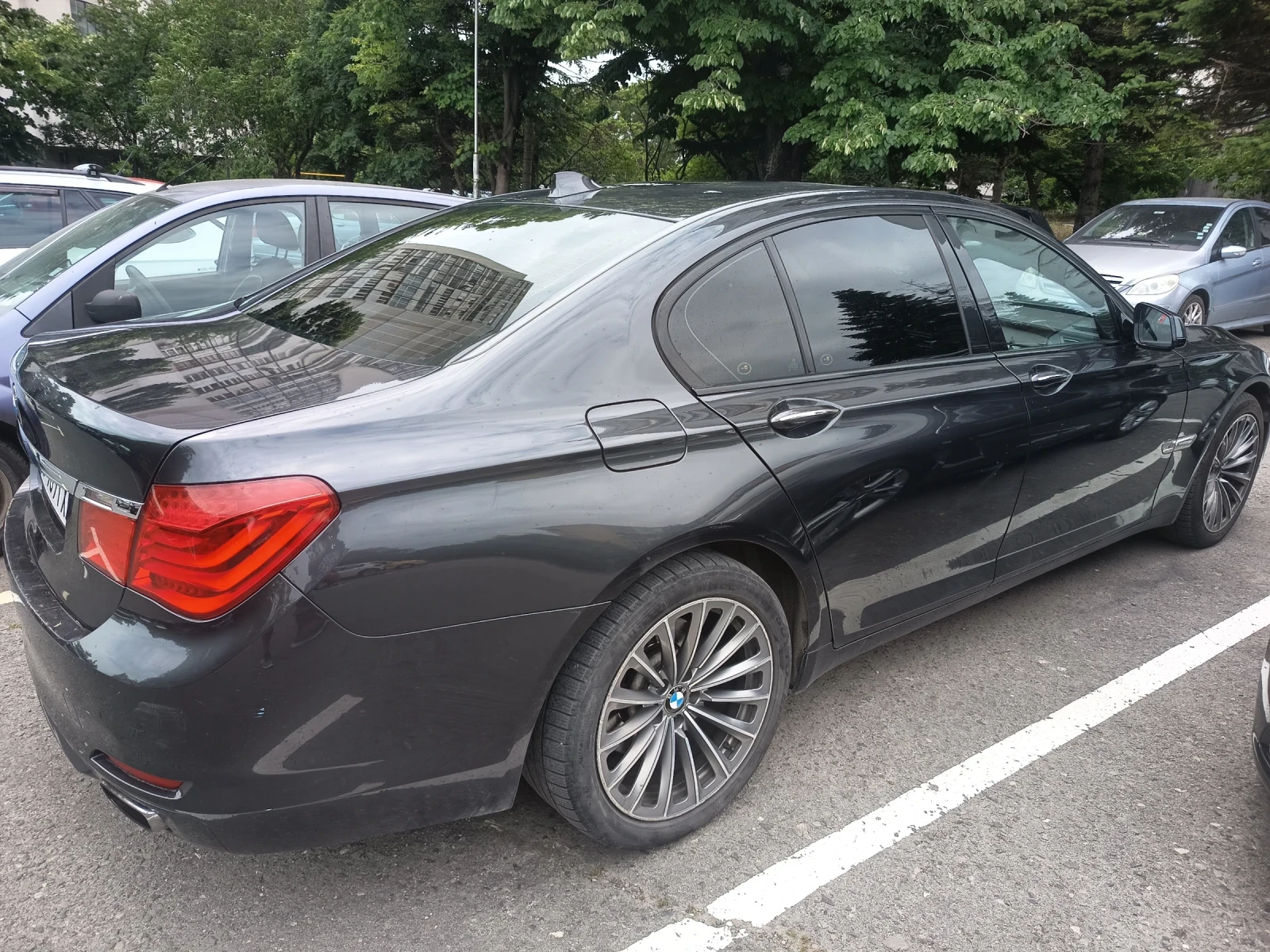 BMW 740  - изображение 2
