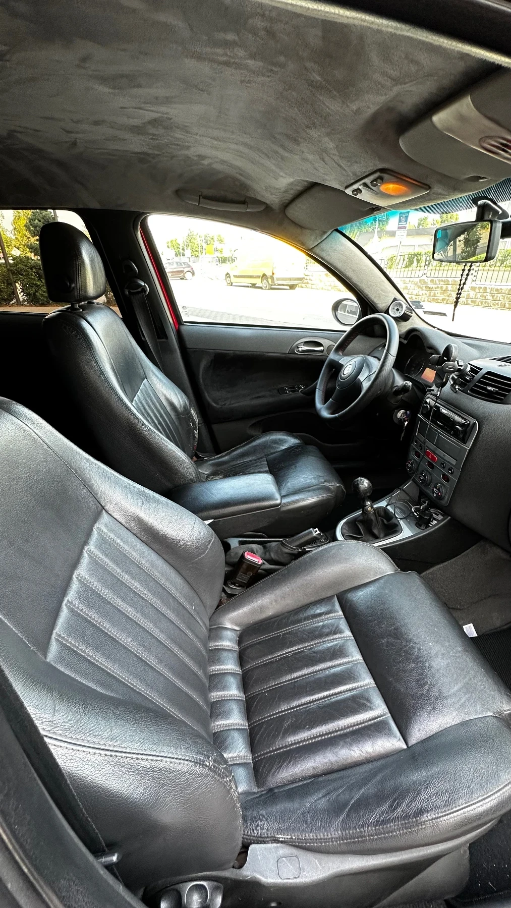 Alfa Romeo 147 1.9 JTD 16V - изображение 8