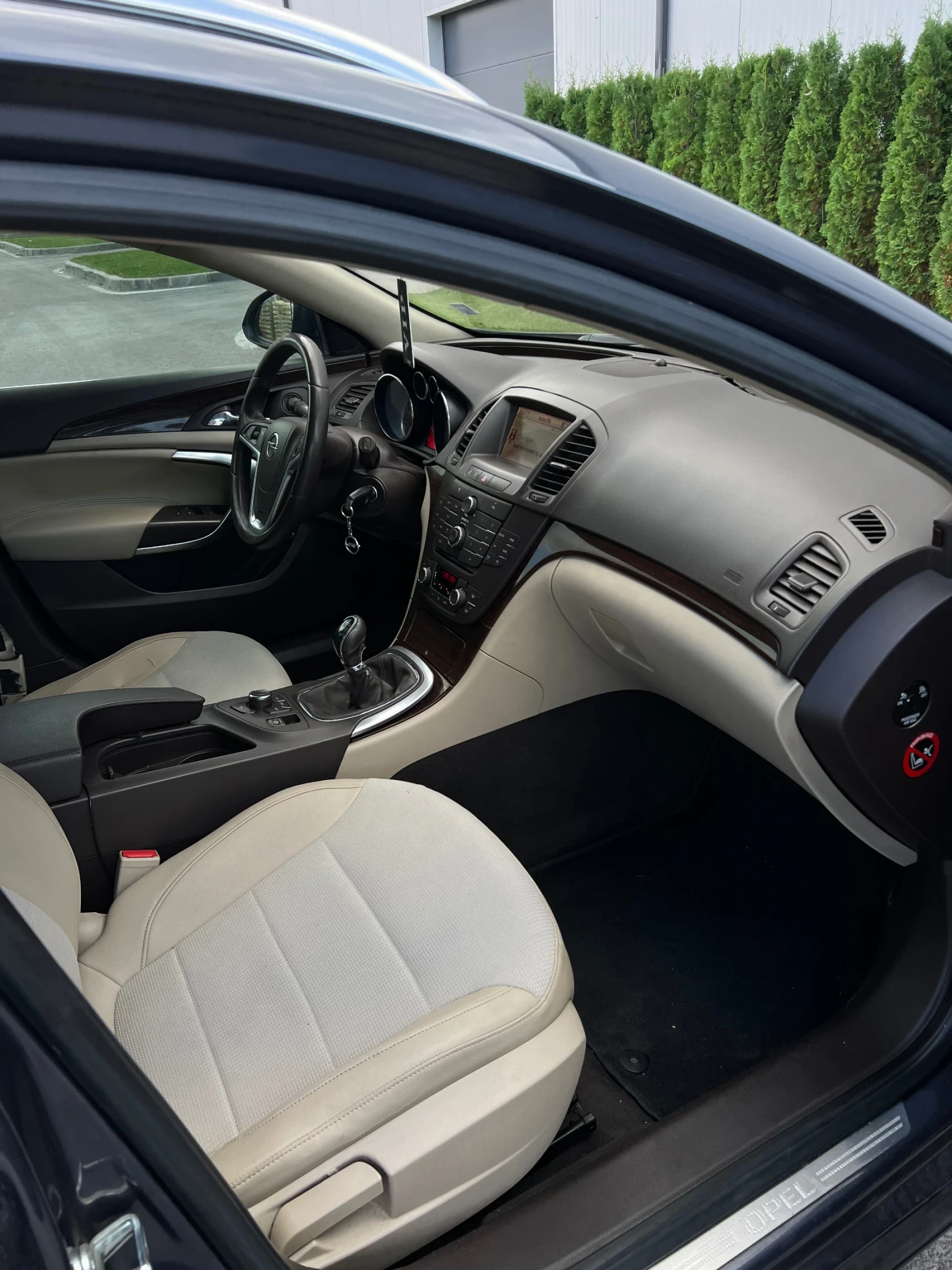 Opel Insignia 2.0CDTI 160кс - изображение 10