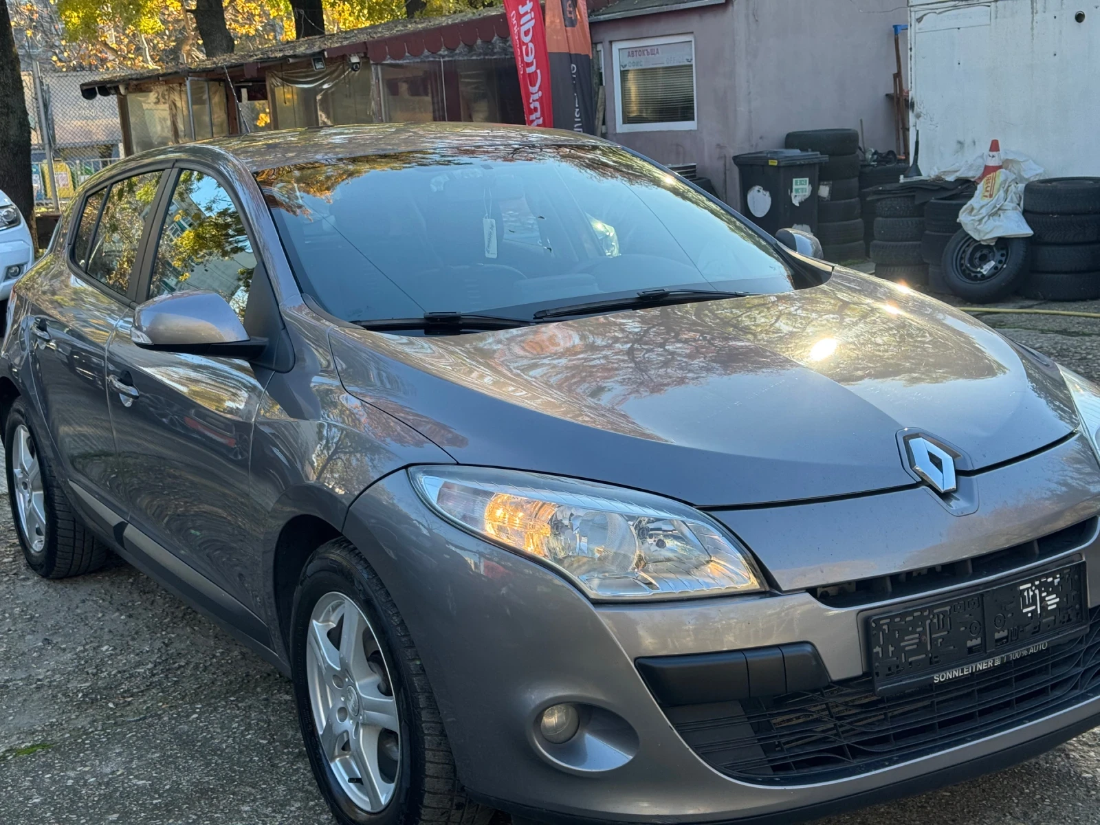 Renault Megane 1900-130 кс 6 скорости нави - изображение 2