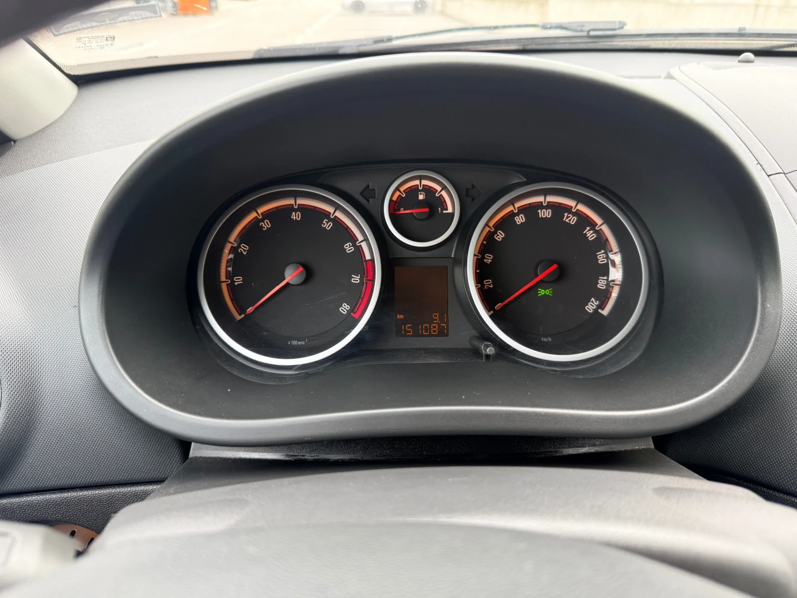 Opel Corsa 1.4 LPG - изображение 8