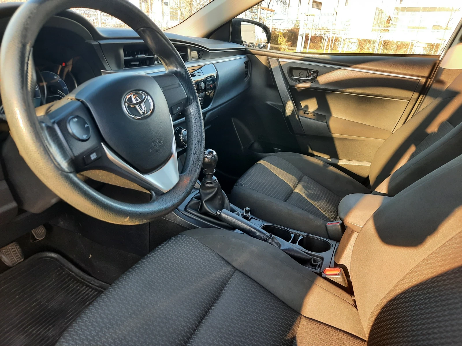 Toyota Corolla  - изображение 9