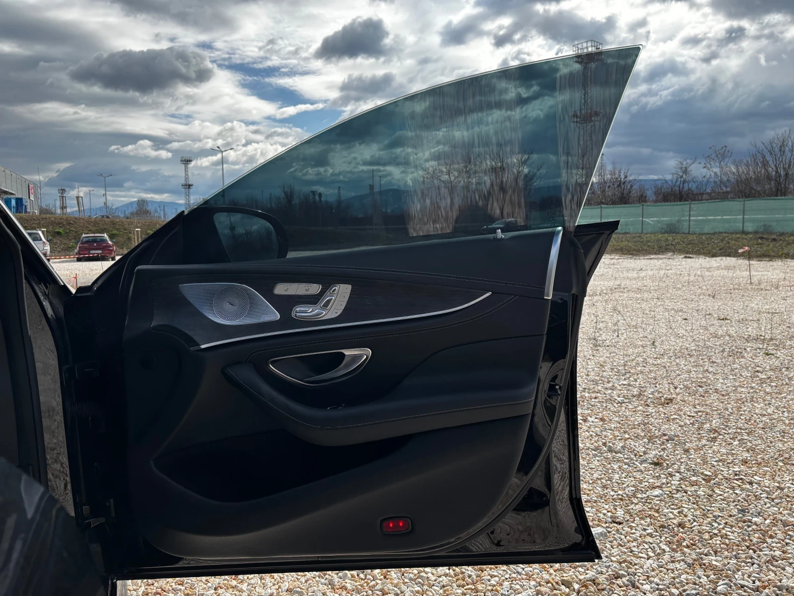 Mercedes-Benz CLS 400 4MATIC* AIRMATIC* BURMESTER* 360 | Mobile.bg � ����������� 12