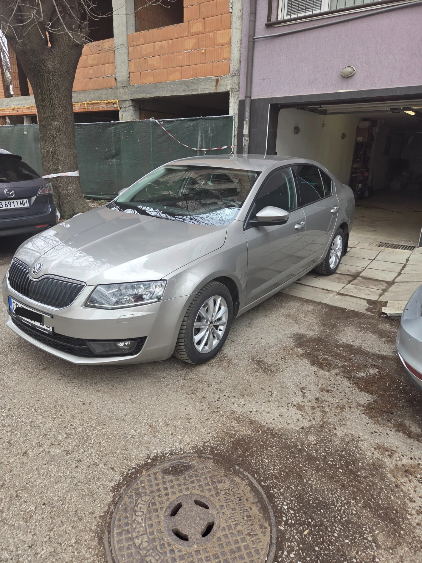 Skoda Octavia, снимка 2 - Автомобили и джипове - 54019518