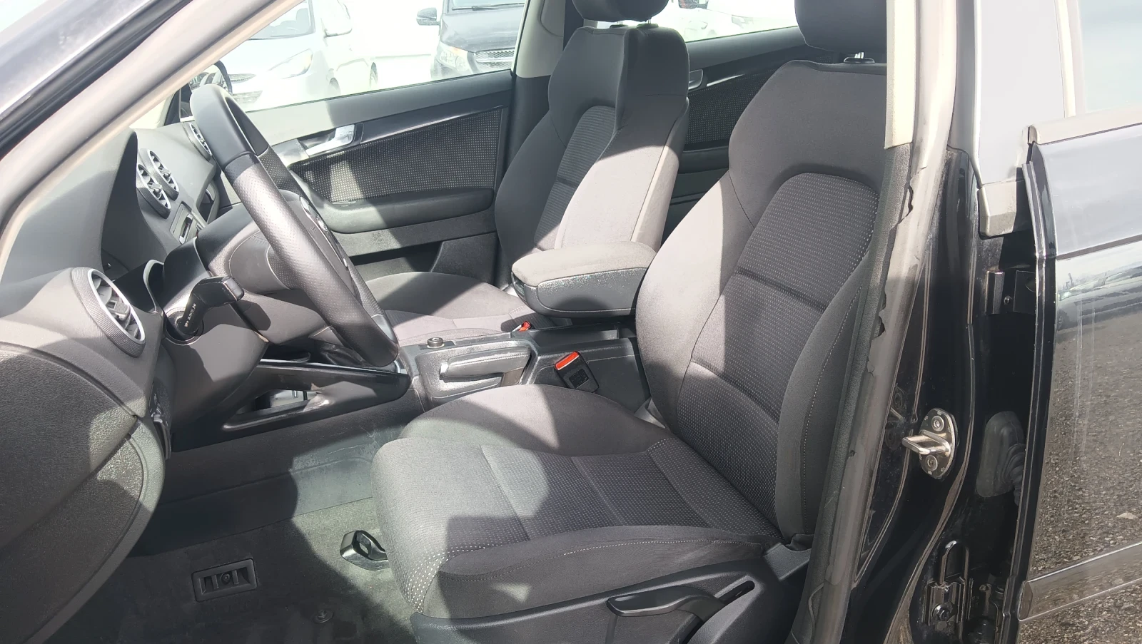 Audi A3 1.9tdi 105к.с SPORT BACK , снимка 11 - Автомобили и джипове - 54090309